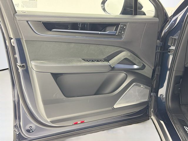 2025 Porsche Cayenne Turbo GT Coupe AWD - 23012037 - 12