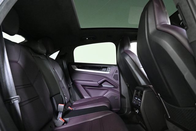 2025 Porsche Cayenne E-Hybrid Coupe S - 22915929 - 19
