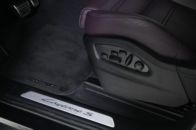 2025 Porsche Cayenne E-Hybrid Coupe S - 22915929 - 27