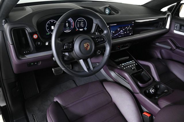 2025 Porsche Cayenne E-Hybrid Coupe S - 22915929 - 3