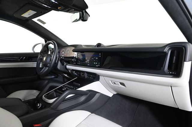 2025 Porsche Cayenne E-Hybrid Coupe S - 22968821 - 16
