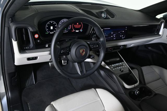 2025 Porsche Cayenne E-Hybrid Coupe S - 22968821 - 3