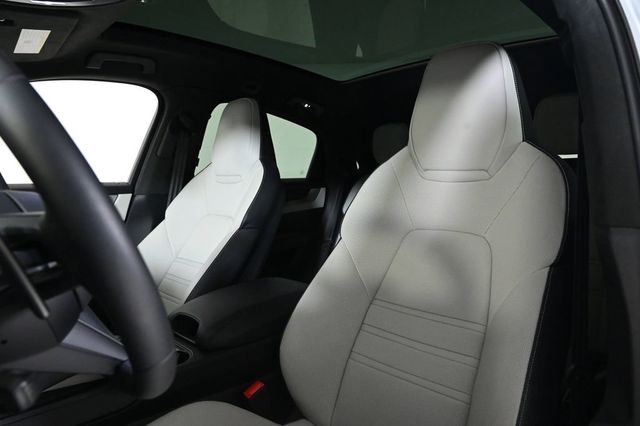 2025 Porsche Cayenne E-Hybrid Coupe S - 22968821 - 4