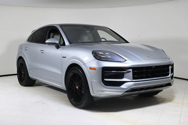 2025 Porsche Cayenne E-Hybrid Coupe S - 22968821 - 8