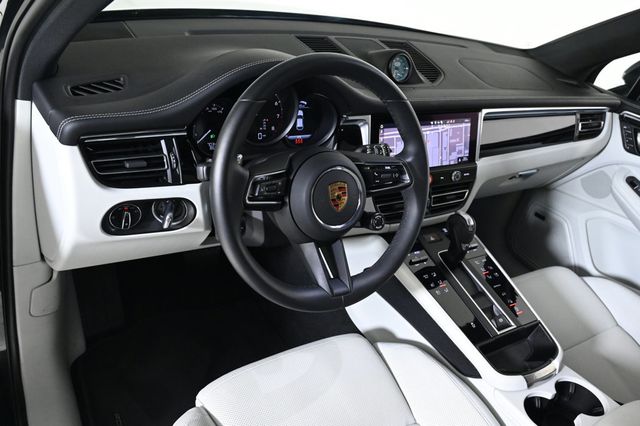 2025 Porsche Macan AWD - 22923903 - 3