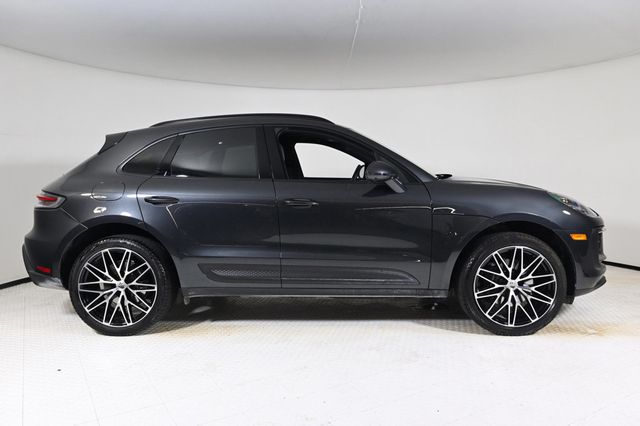 2025 Porsche Macan AWD - 22923903 - 7