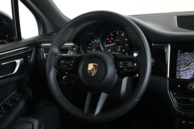 2025 Porsche Macan AWD - 22925304 - 11