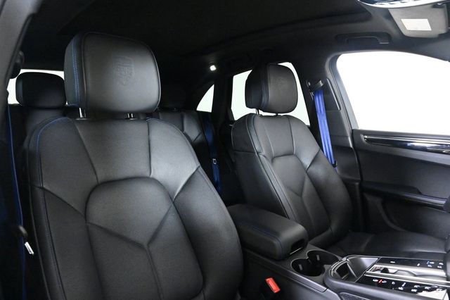 2025 Porsche Macan AWD - 22925304 - 17