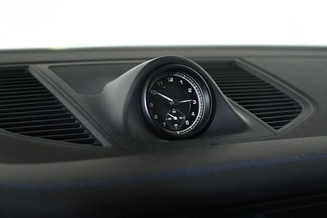 2025 Porsche Macan AWD - 22925304 - 21