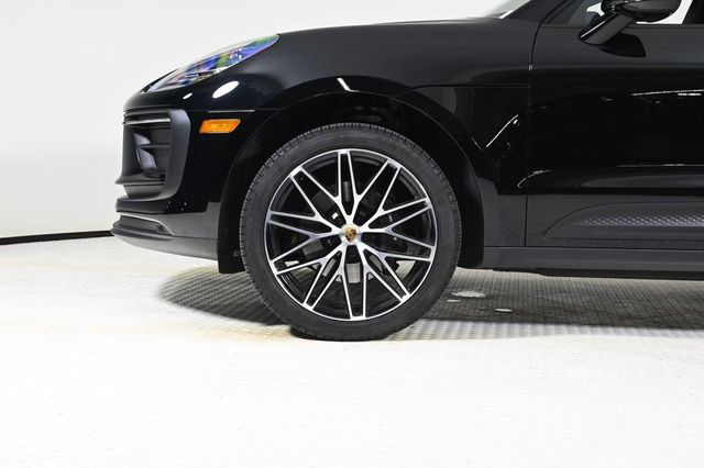 2025 Porsche Macan AWD - 22925304 - 28