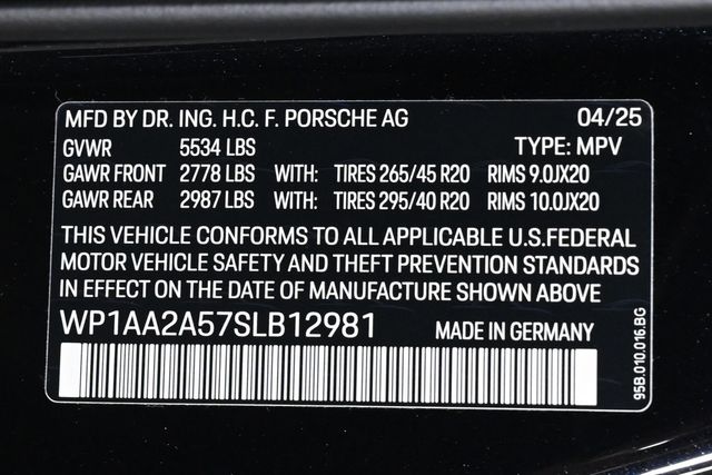 2025 Porsche Macan AWD - 22968610 - 26