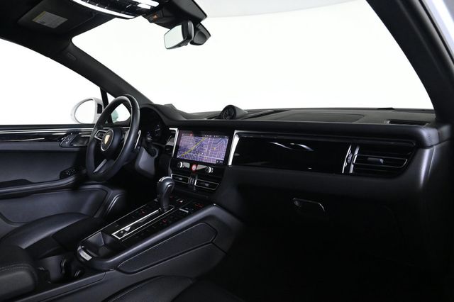 2025 Porsche Macan AWD - 23004402 - 16