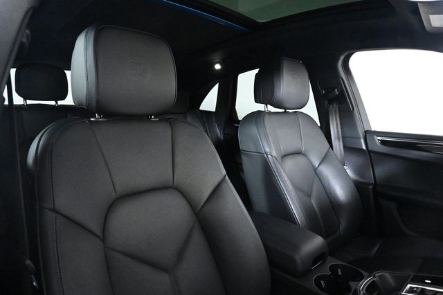 2025 Porsche Macan AWD - 23004402 - 17