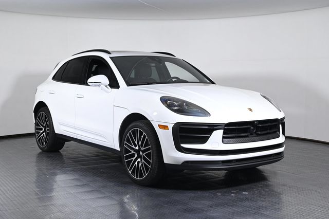 2025 Porsche Macan AWD - 23004402 - 8