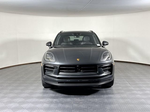 2025 Porsche Macan AWD - 23075619 - 9