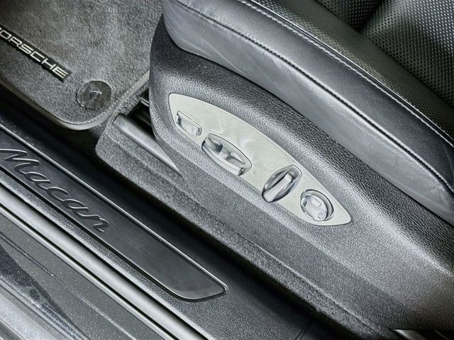 2025 Porsche Macan AWD - 23075619 - 22