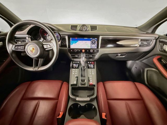 2025 Porsche Macan AWD - 23075643 - 10