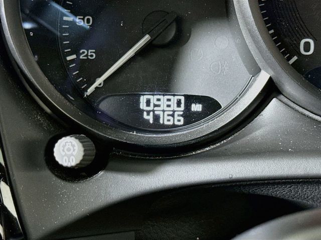 2025 Porsche Macan AWD - 23075643 - 13