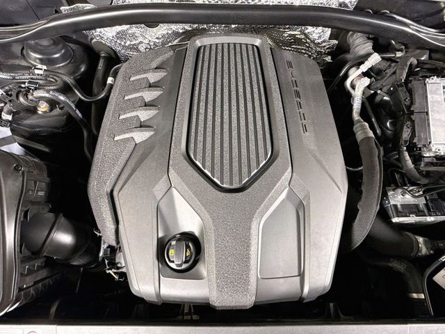 2025 Porsche Macan AWD - 23075643 - 28