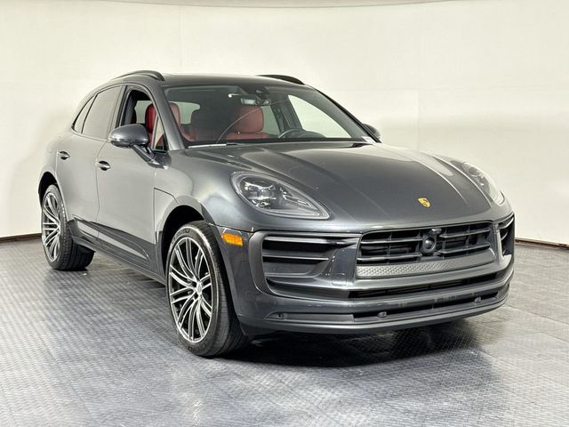 2025 Porsche Macan AWD - 23075643 - 8