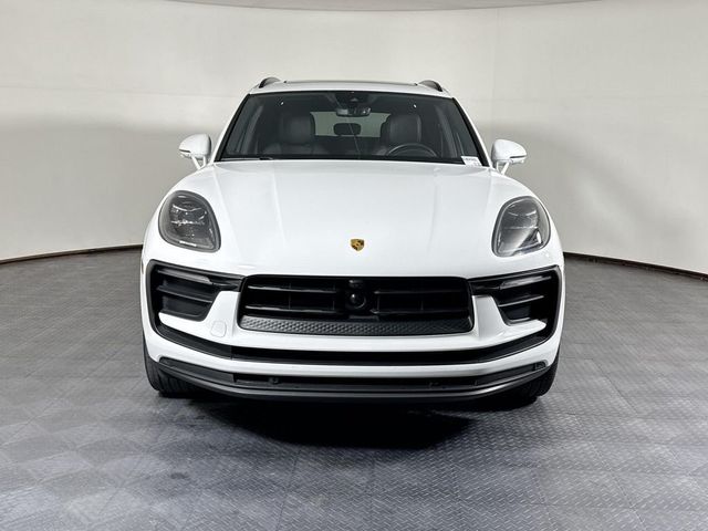 2025 Porsche Macan AWD - 23075662 - 9