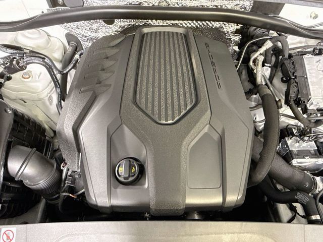 2025 Porsche Macan AWD - 23075662 - 29