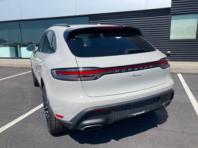 2025 Porsche Macan AWD - 22562199 - 10