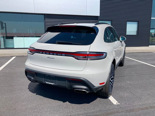 2025 Porsche Macan AWD - 22562199 - 13