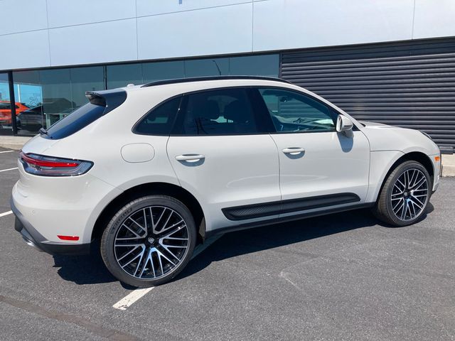 2025 Porsche Macan AWD - 22562199 - 14