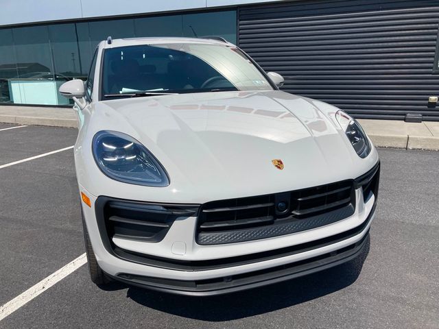 2025 Porsche Macan AWD - 22562199 - 18