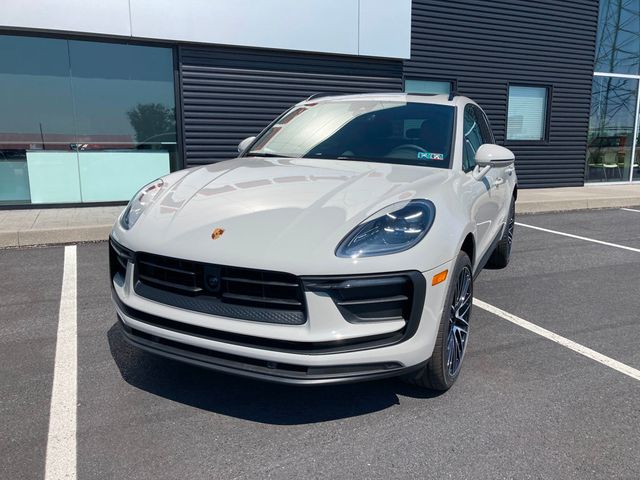 2025 Porsche Macan AWD - 22562199 - 2
