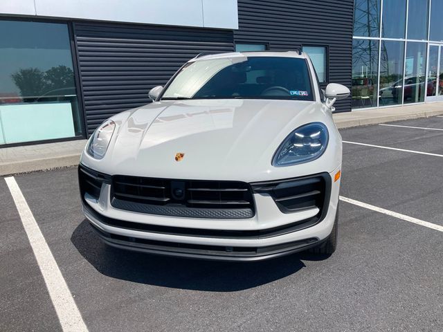 2025 Porsche Macan AWD - 22562199 - 3