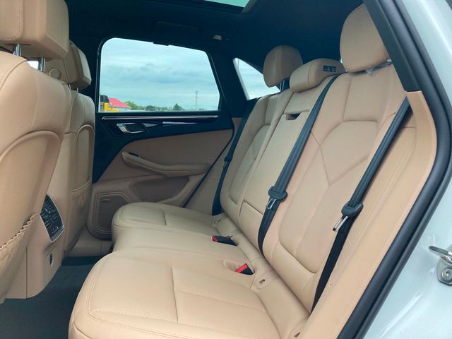 2025 Porsche Macan AWD - 22607299 - 27