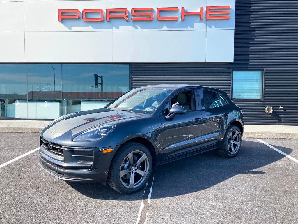 2025 Porsche Macan AWD - 22781503 | Video 1
