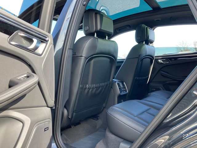 2025 Porsche Macan AWD - 22781503 - 17