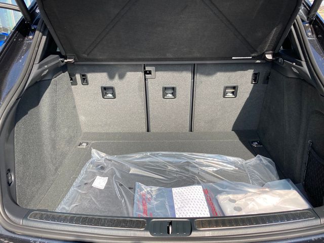 2025 Porsche Macan AWD - 22781503 - 19