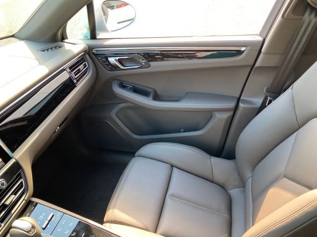 2025 Porsche Macan AWD - 22802528 - 19