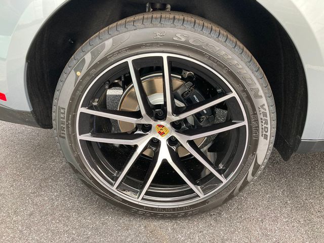 2025 Porsche Macan AWD - 22802530 - 13