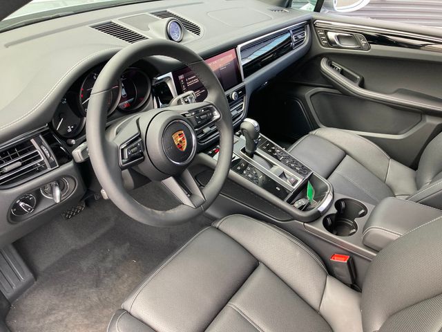 2025 Porsche Macan AWD - 22802530 - 3
