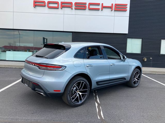 2025 Porsche Macan AWD - 22802530 - 6