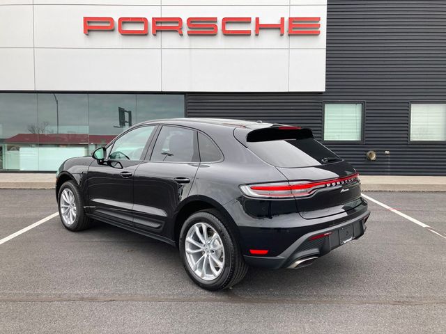 2025 Porsche Macan AWD - 22816970 - 2