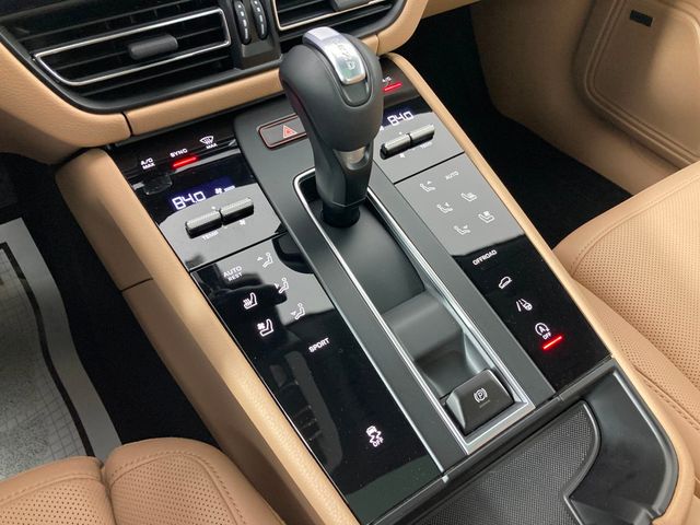 2025 Porsche Macan AWD - 22969052 - 11