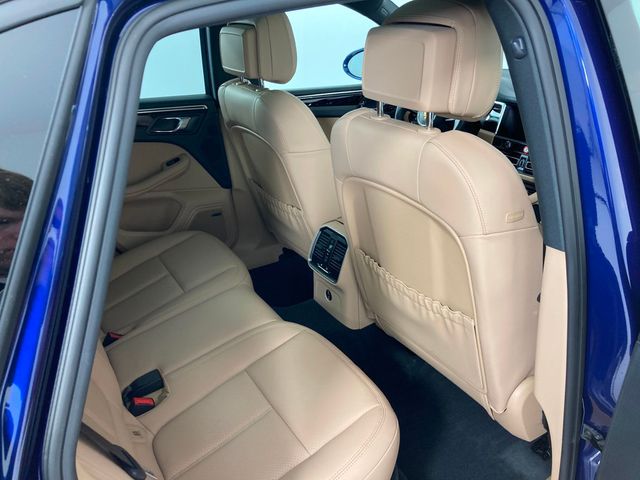 2025 Porsche Macan AWD - 22969052 - 17