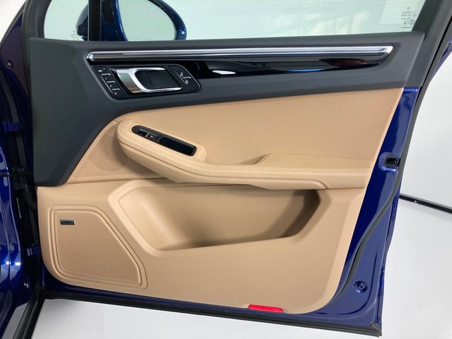 2025 Porsche Macan AWD - 22969052 - 20