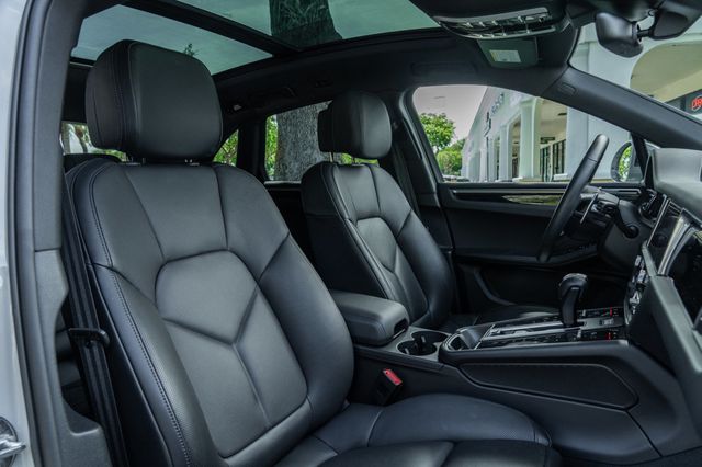 2025 Porsche Macan Base - Photo 22