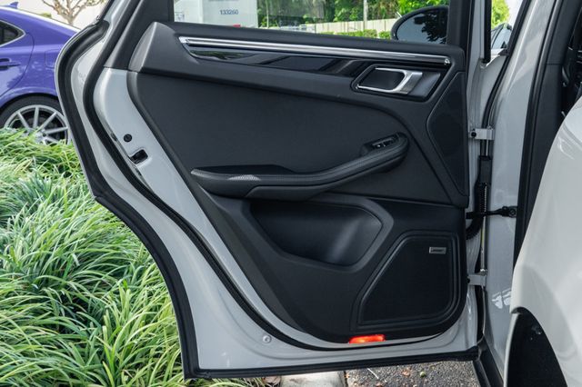 2025 Porsche Macan Base - Photo 30