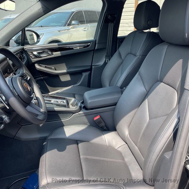 2025 Porsche Macan AWD!!! PREMIUM PKG!! BRAND NEW COND!! ONLY 4K MILES!! - 23047135 - 9