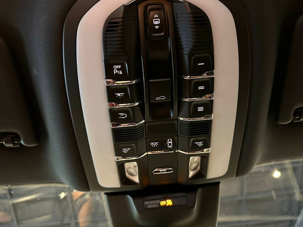 2025 Porsche Macan AWD/PremiumPkgPlus/Htd&CldSeats/PanoRoof/BoseSurroundSound/PDLS+ - 23015362 - 21