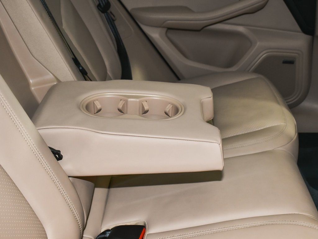 2025 Porsche Macan Base photo 46