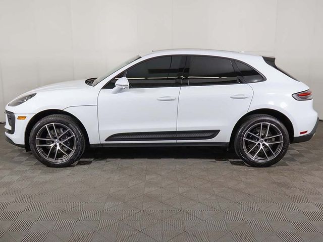 2025 Porsche Macan Base - 22941294 - 14